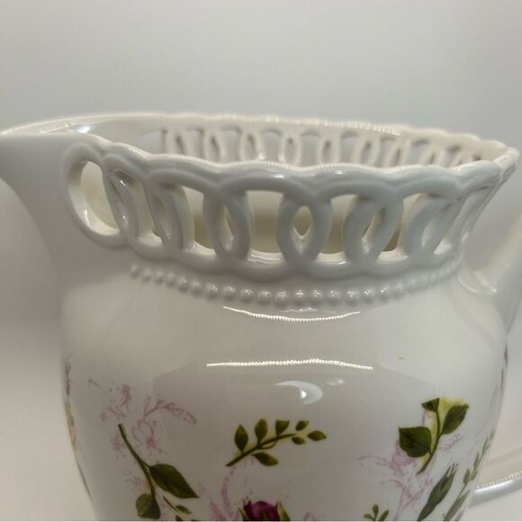 Royal Albert Old Country Roses 6.5" Pitcher Reticulated Rim Porcelain - Picture 3 of 9